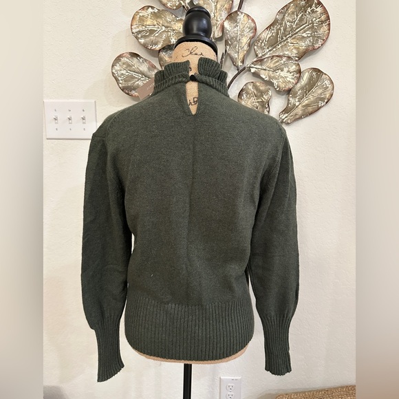 NWT J. Crew Green Mock Neck Ruffle Collar Knit Sweater Size Medium - Picture 4 of 8